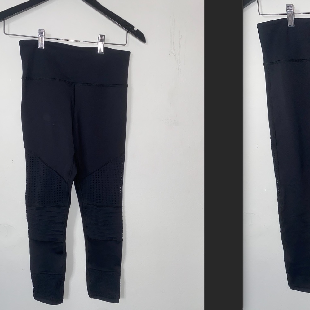 Black Mesh Zyia Legging -- Size  Small / 4